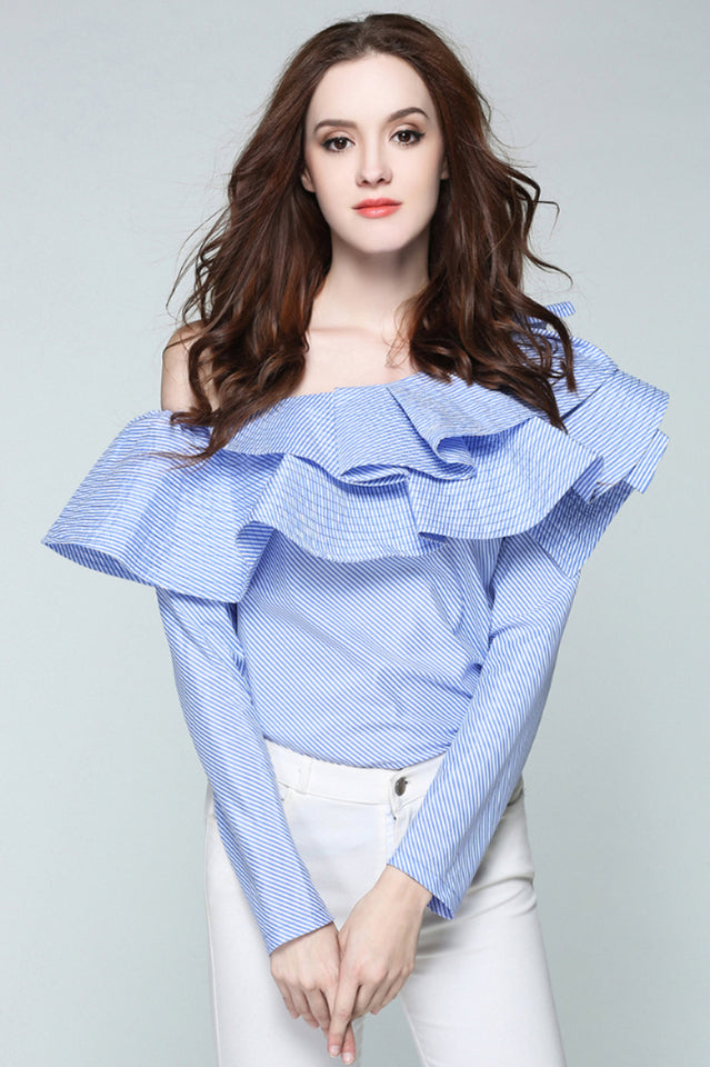 One Shoulder Ruffled Shirt in Elegant Style