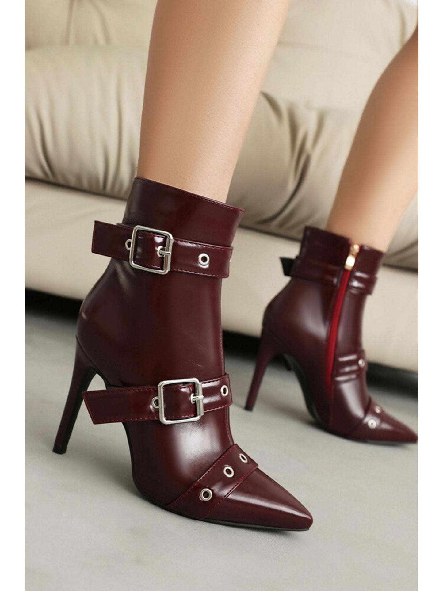 Pointed Metallic Faux Leather Ankle Boots for Chic Style