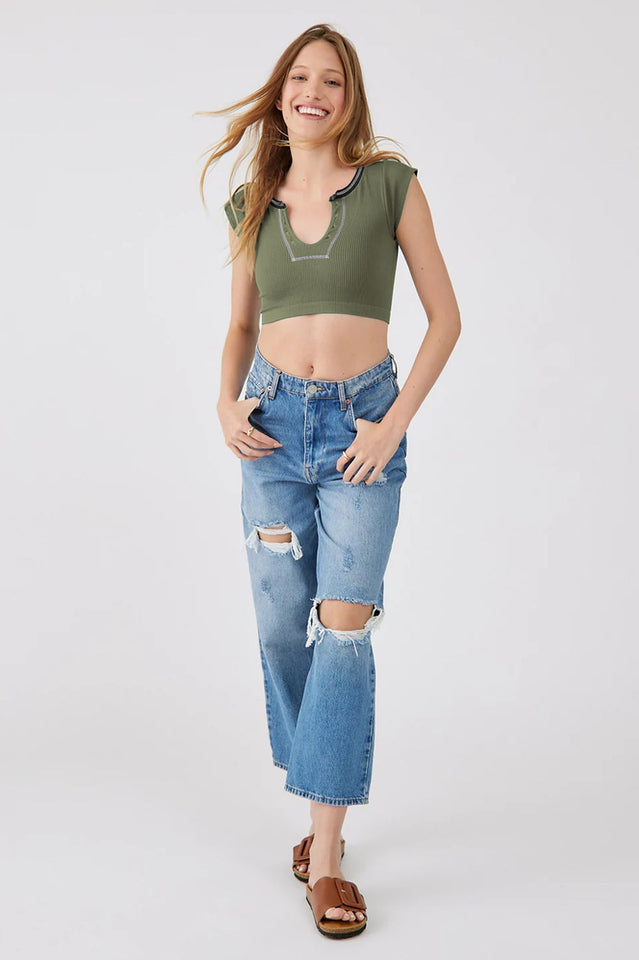 Notched Neck Cap Sleeve Cropped Tee Top