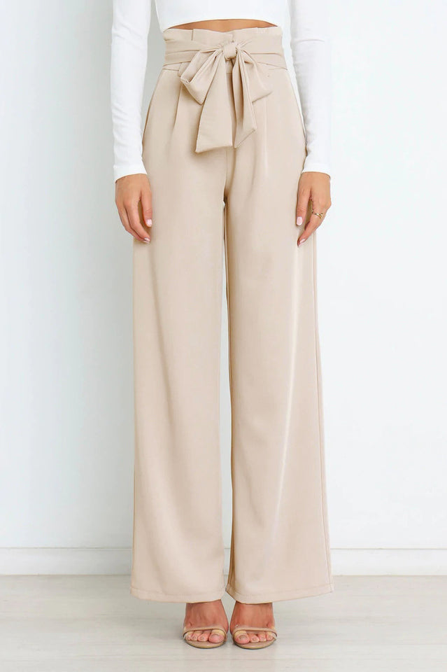 All-Matching Belted Wide-Leg Trouser Outfit