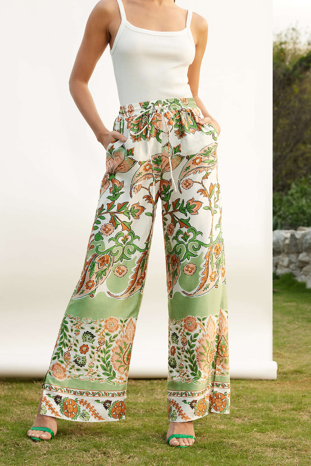 Floral Print Drawstring Wide Leg Pants