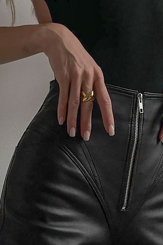 Hip-Lifting Slim Front Zipper PU Leather Pants