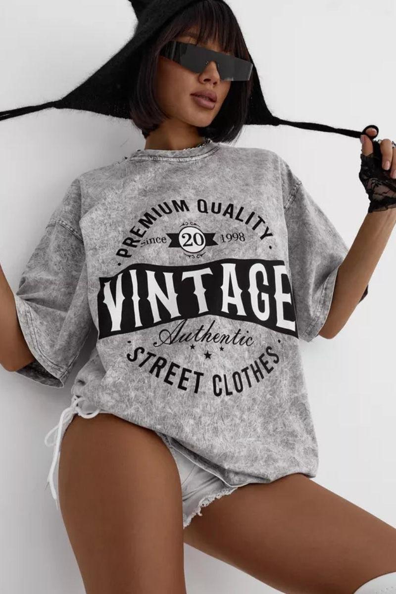 High Street Vintage Cotton T-Shirt in Bold Style