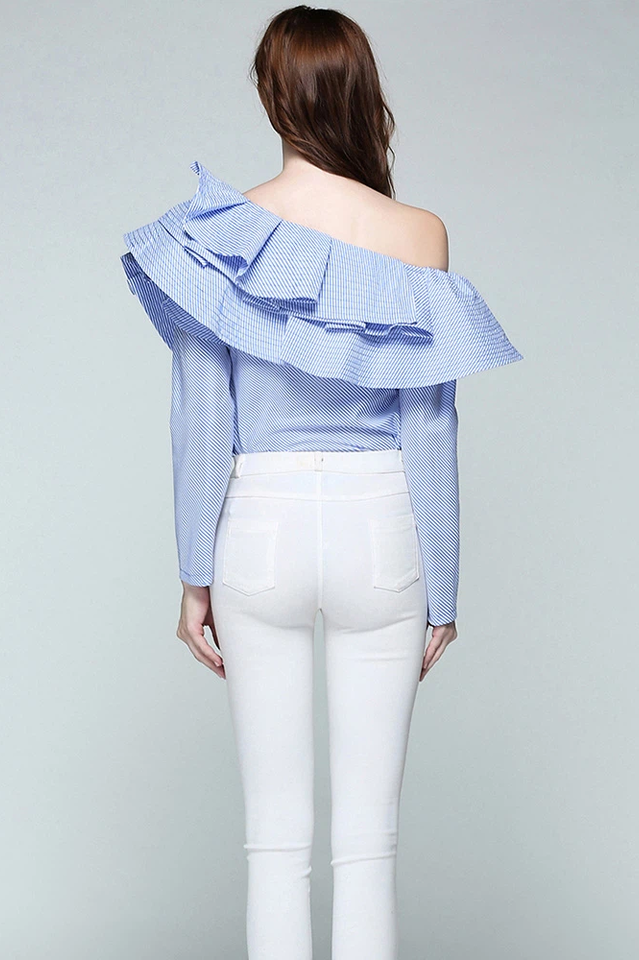 One Shoulder Ruffled Shirt in Elegant Style