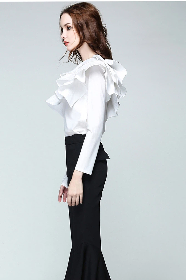 One Shoulder Ruffled Shirt in Elegant Style