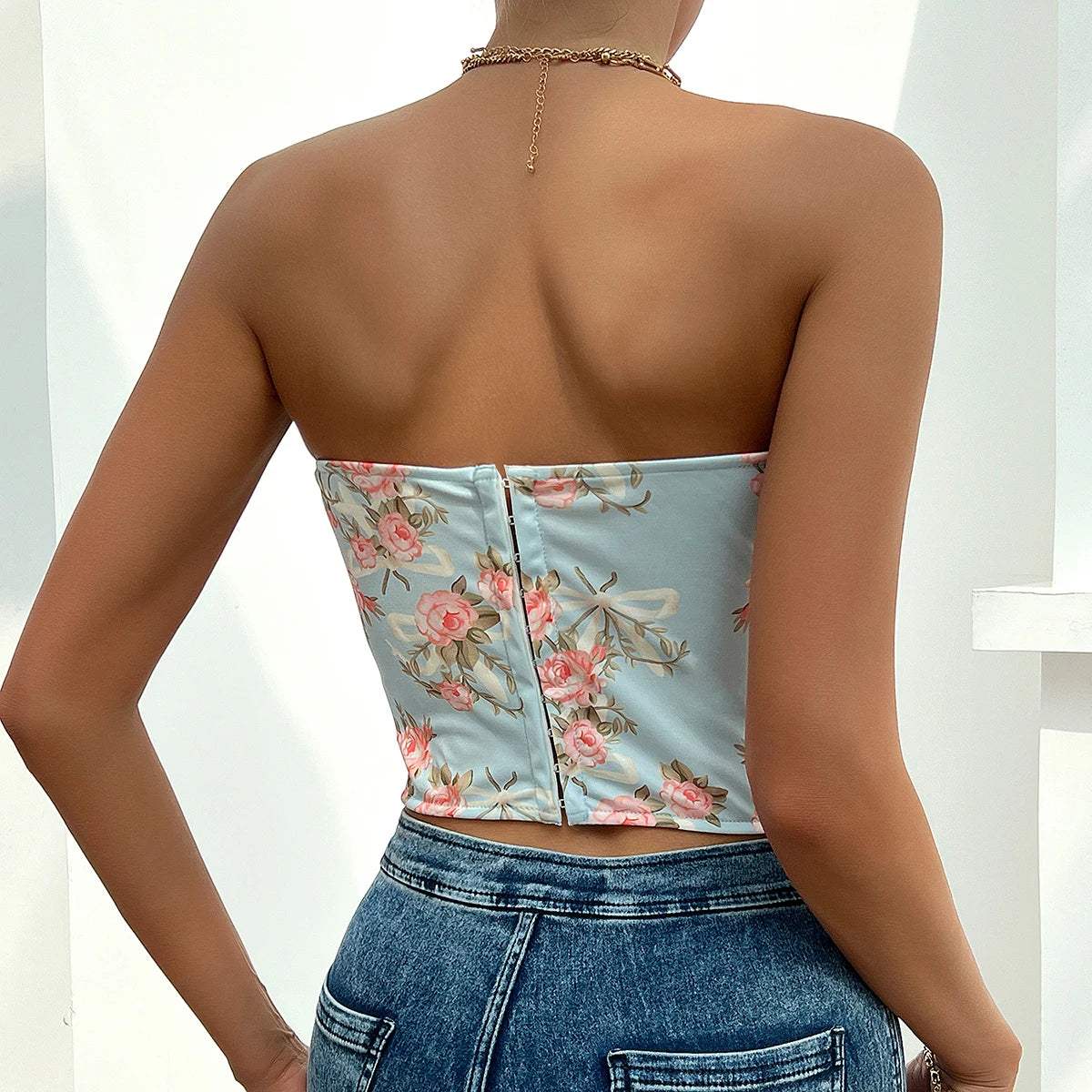 Bare Shoulder Y2K Printed Crop Top with Backless Design