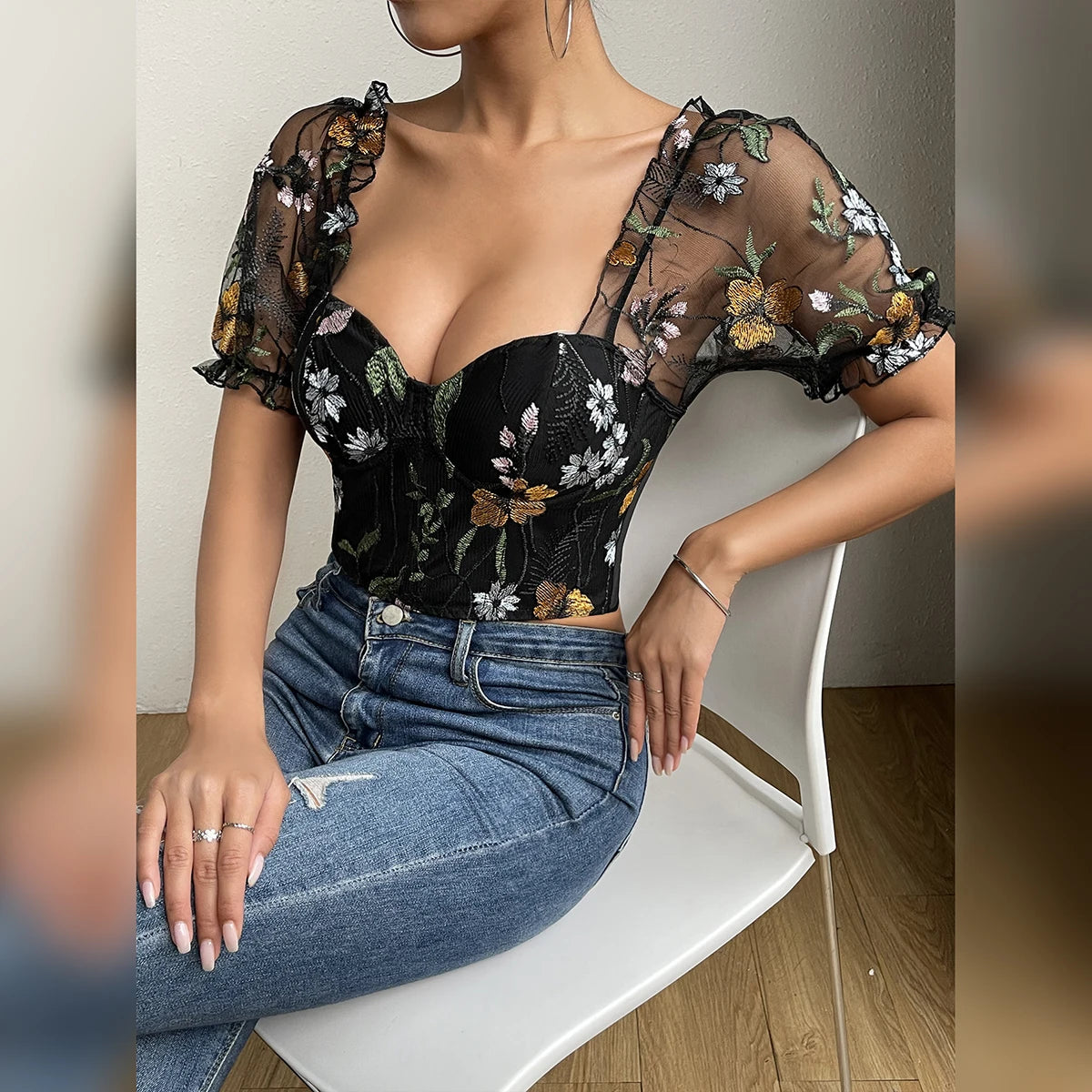 Floral Embroidery Puff Sleeve Lace Crop Top