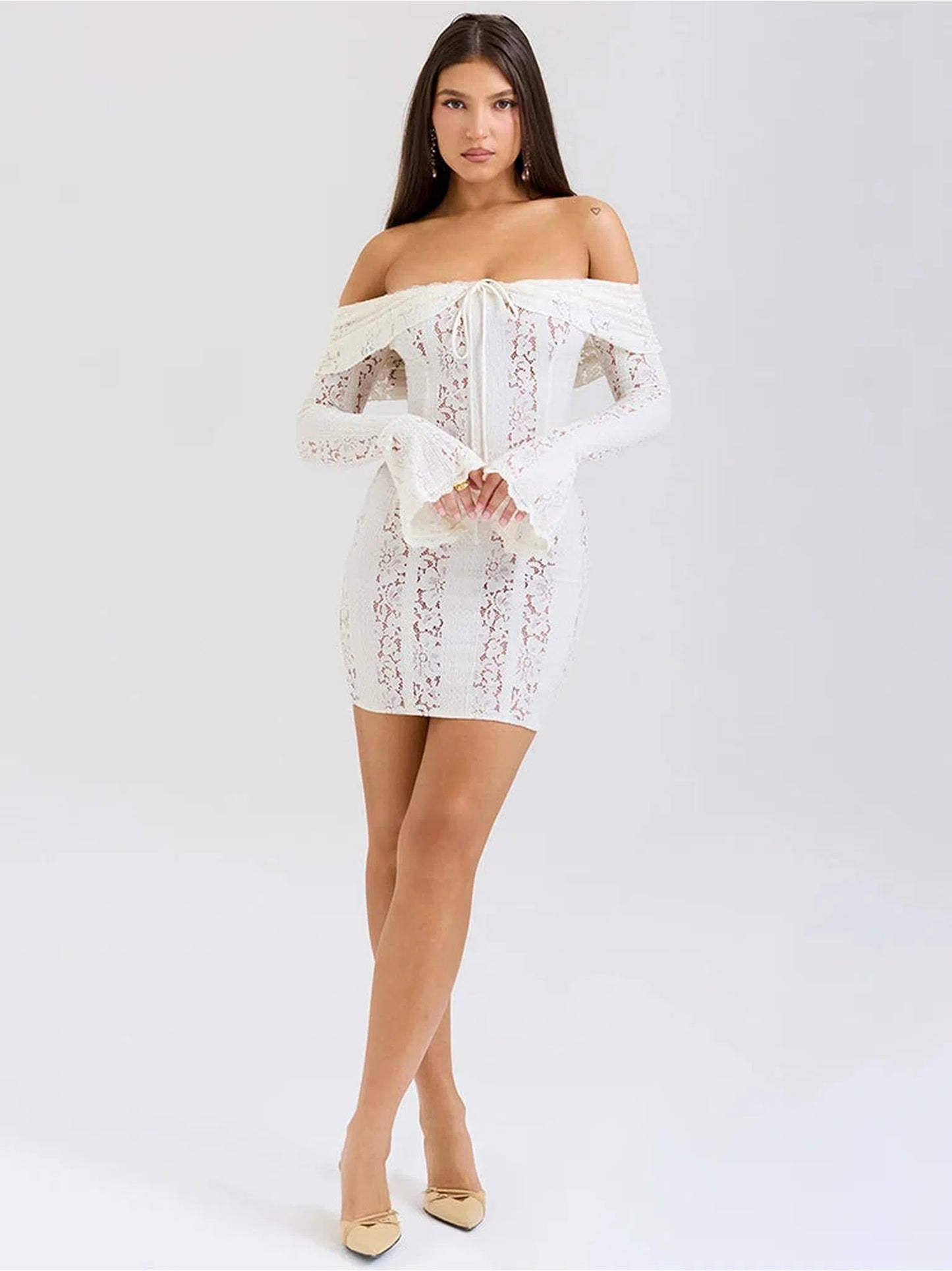 Off-Shoulder Lace Mini Dress - White Backless Bodycon