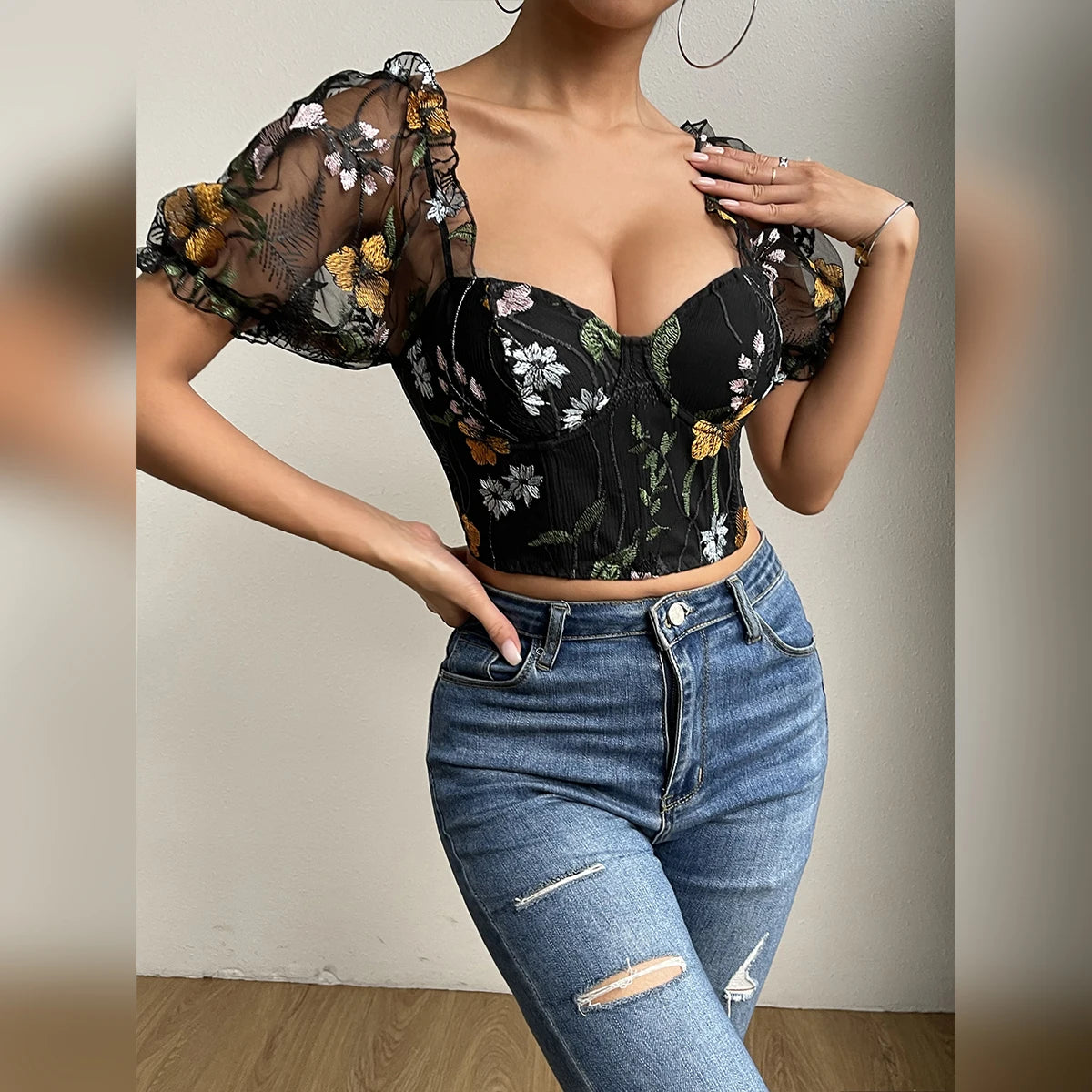 Floral Embroidery Puff Sleeve Lace Crop Top