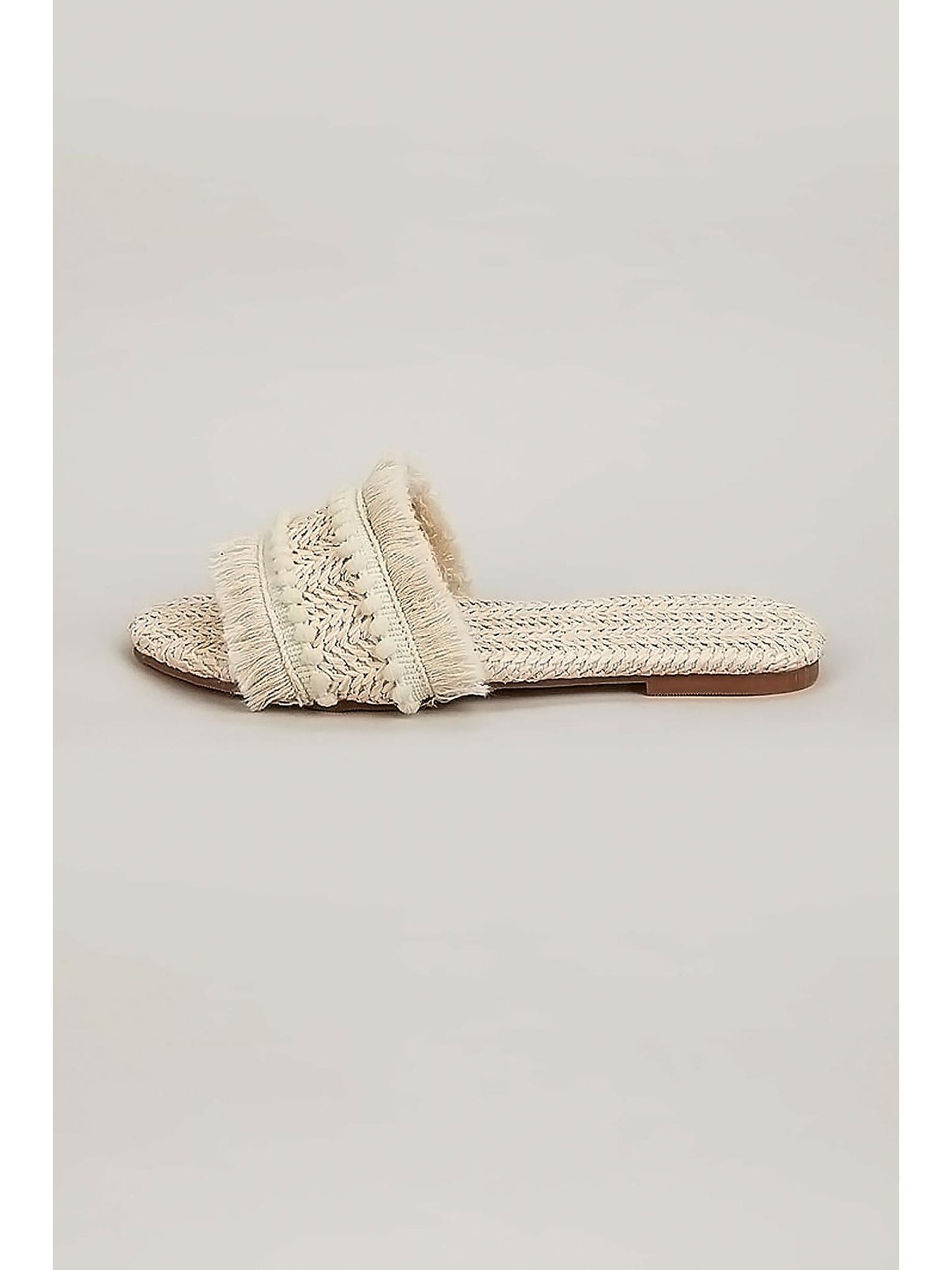 Fringe Slippers with Straw Upper and Rubber Sole