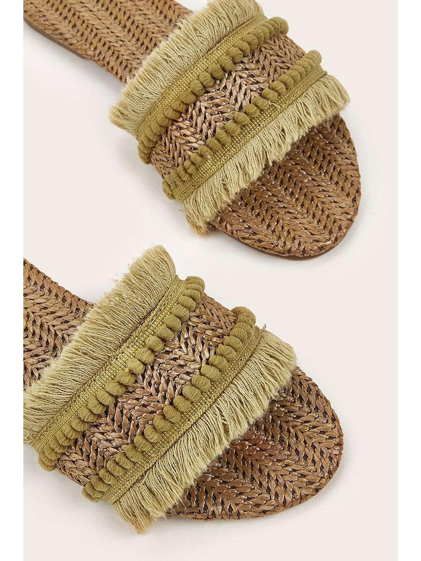 Fringe Slippers with Straw Upper and Rubber Sole