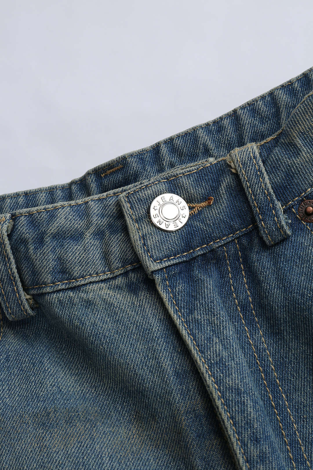 Denim Button Pocket Wide Leg Jeans for Casual Style